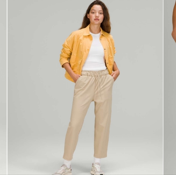Lululemon Stretch High Rise Crop Pants Trench 8 - Picture 2 of 12